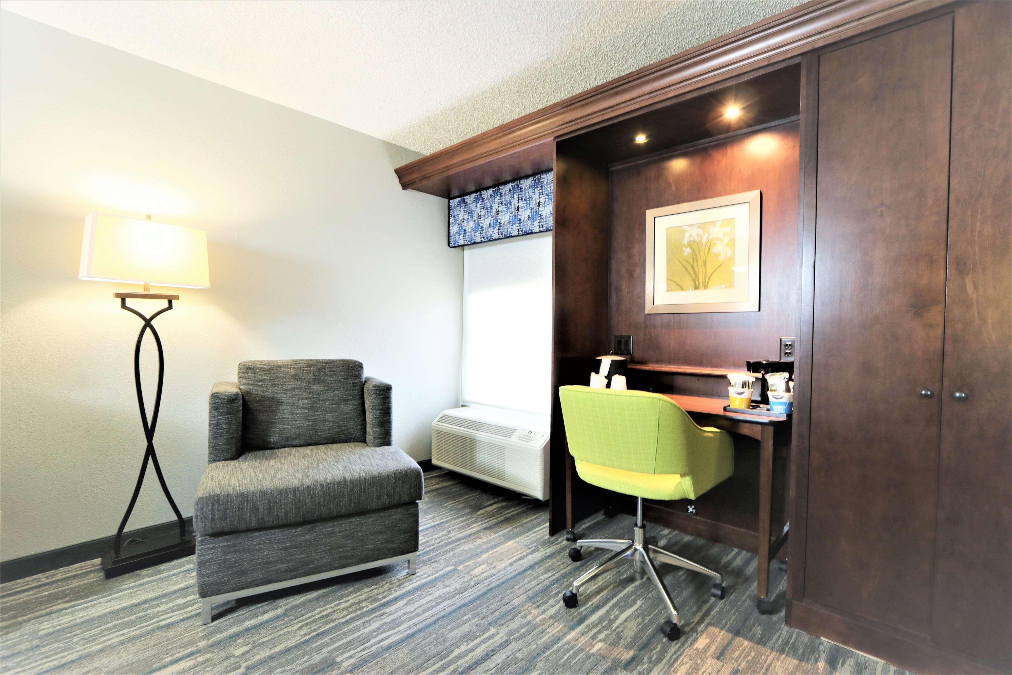 Hampton Inn Atlanta-Cumberland Mall/Cobb Galleria Area Smyrna Buitenkant foto