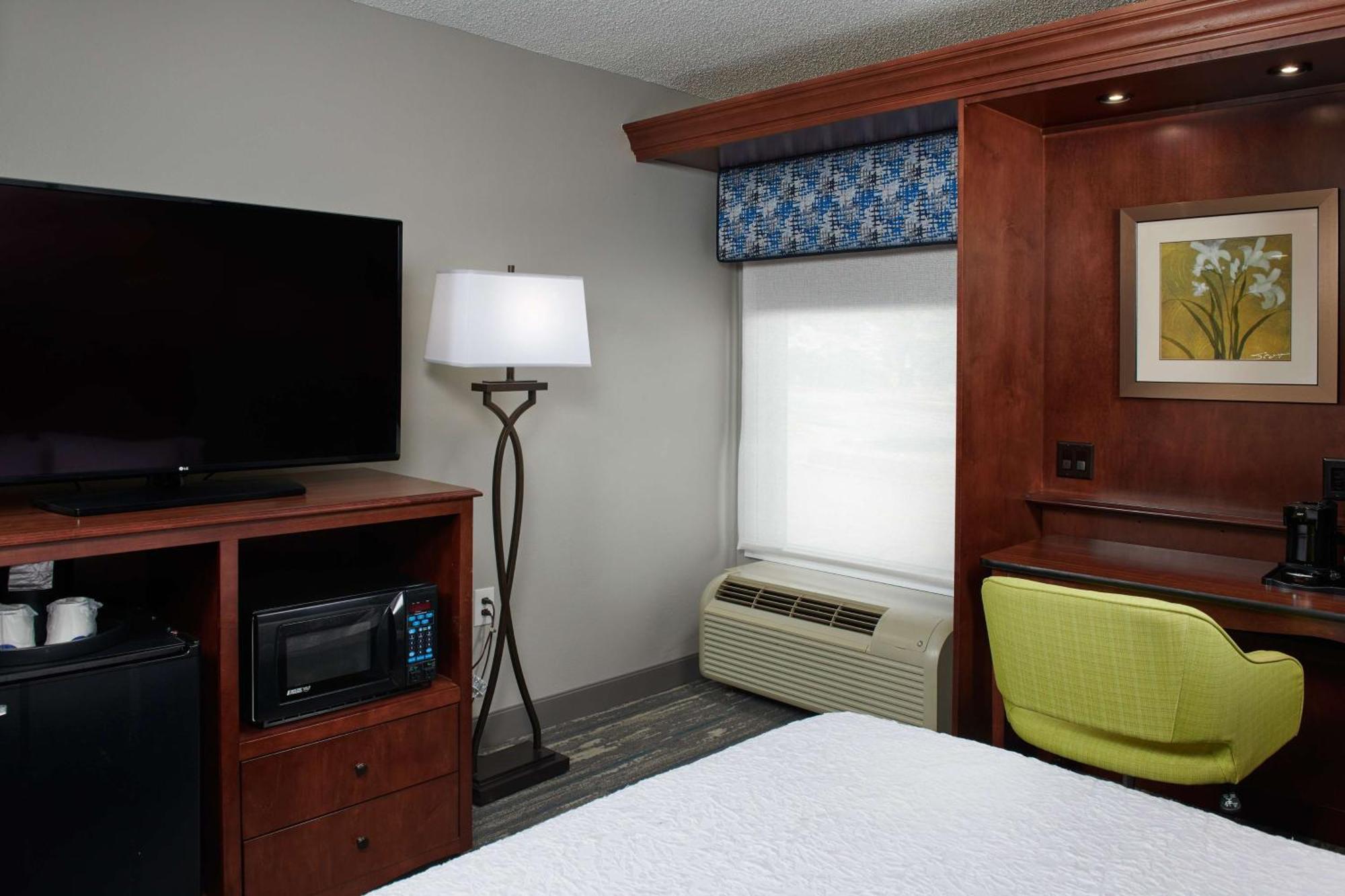Hampton Inn Atlanta-Cumberland Mall/Cobb Galleria Area Smyrna Buitenkant foto