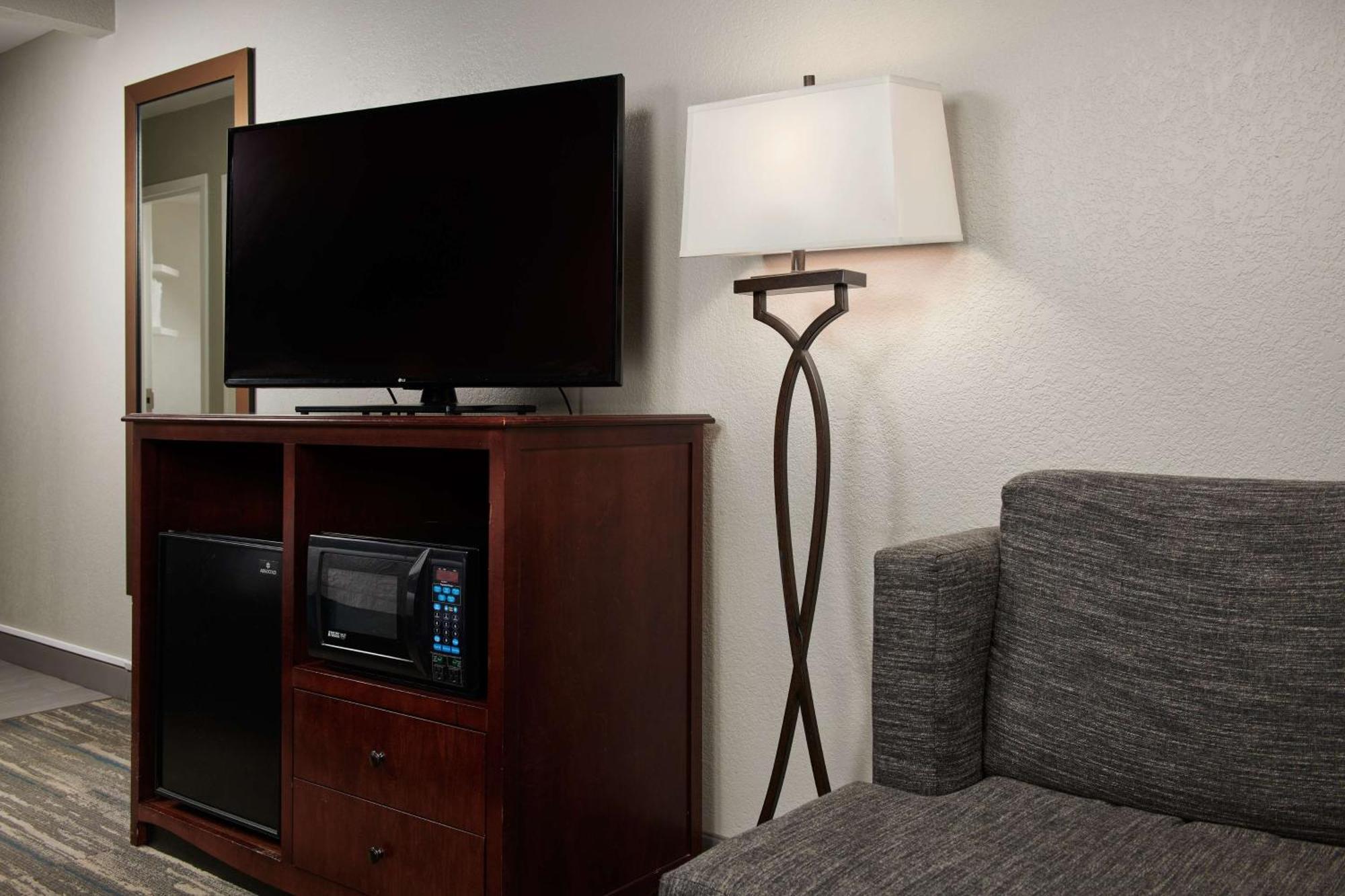 Hampton Inn Atlanta-Cumberland Mall/Cobb Galleria Area Smyrna Buitenkant foto