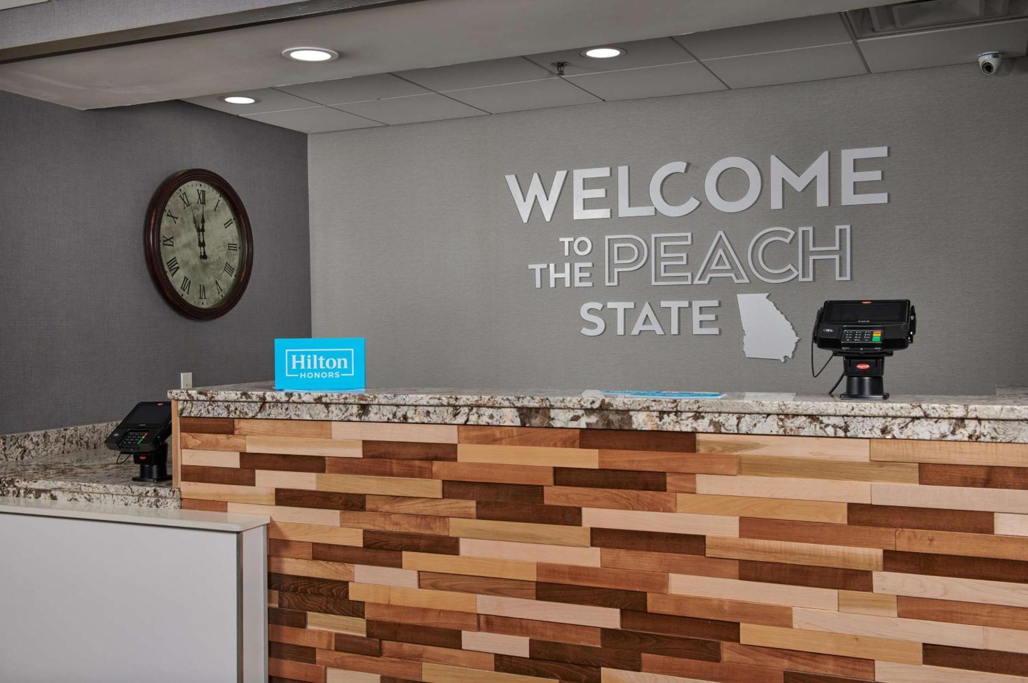 Hampton Inn Atlanta-Cumberland Mall/Cobb Galleria Area Smyrna Buitenkant foto